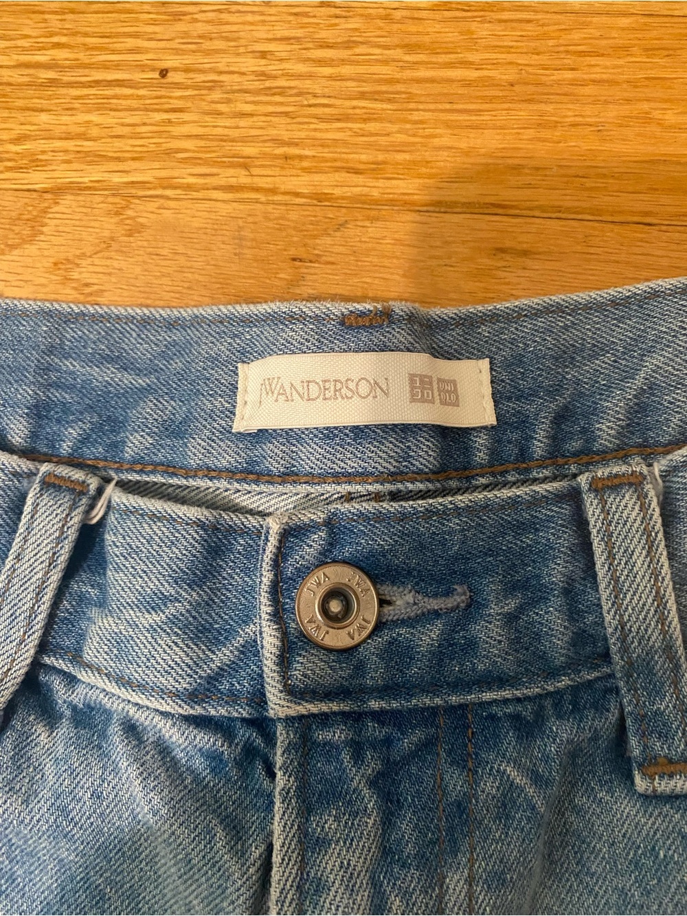 Jeans - Picture 3 of 5